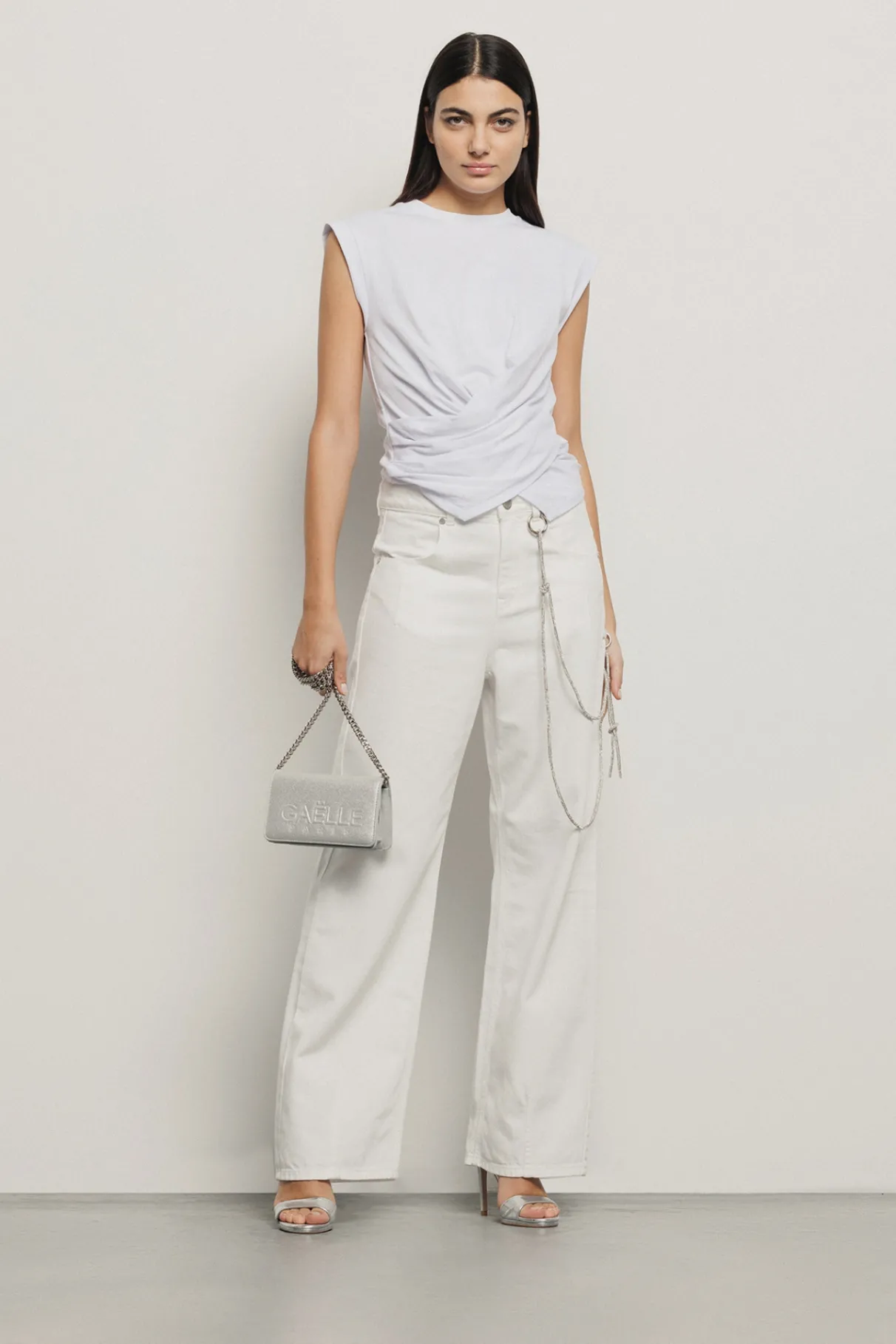 Pantaloni & Leggings|Denim^Gaëlle Pantalone boy over loose fit con catene strass • - Paris Off white